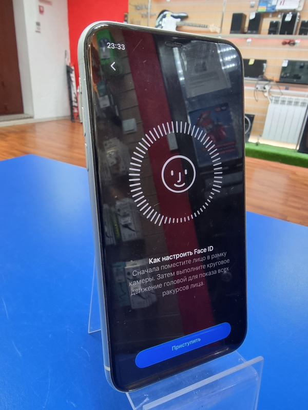 Мобильный телефон Apple iPhone 11