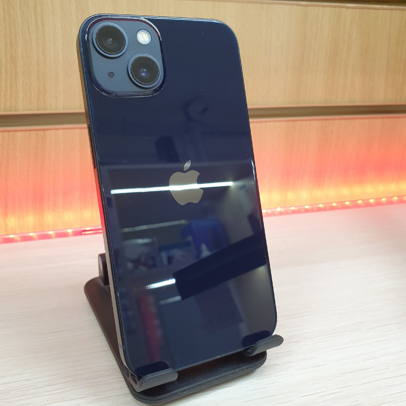 Мобильный телефон Apple iPhone 13