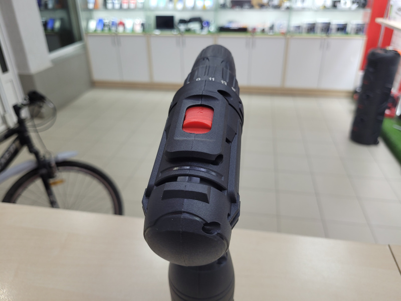 Шуруповерт  no name